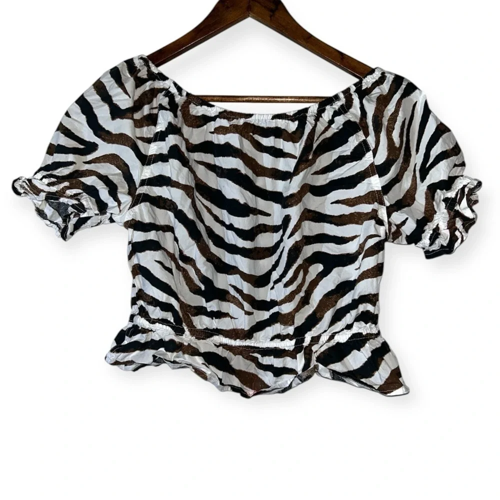 J Crew NWOT Gathered scoopneck top in zebra stripe SIZE SMALL